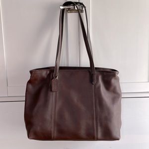Coach E0P-9819 Chocolate Tote